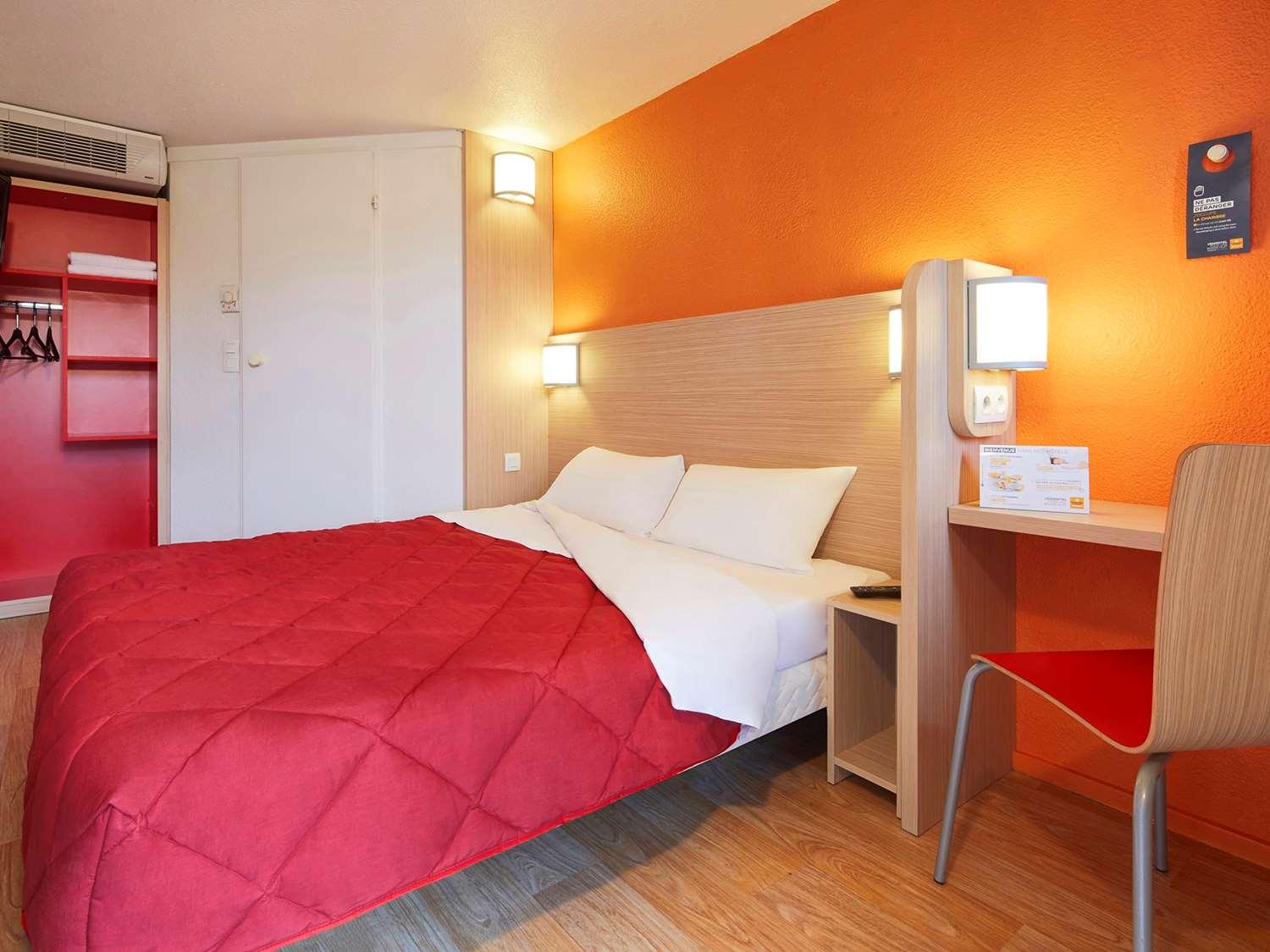 Premiere Classe Montpellier Ouest - St Jean De Vedas Saint-Jean-de-Védas Exteriör bild